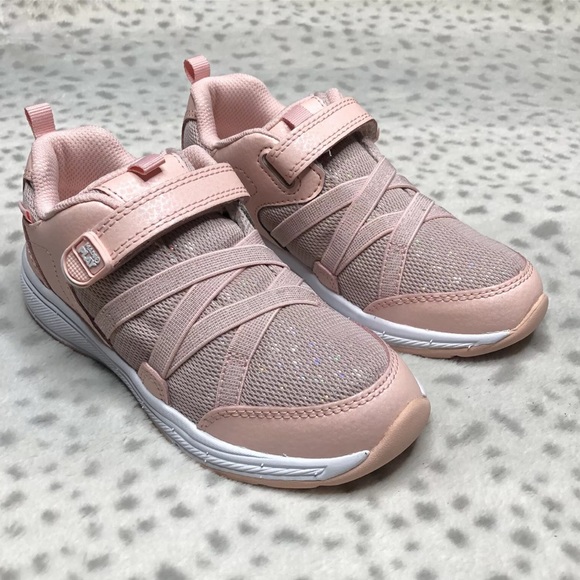 stride rite emmy sneaker